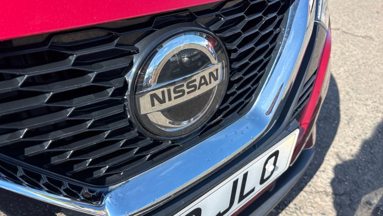 Nissan Qashqai 1.2 DiG-T Acenta 5dr Petrol Hatchback